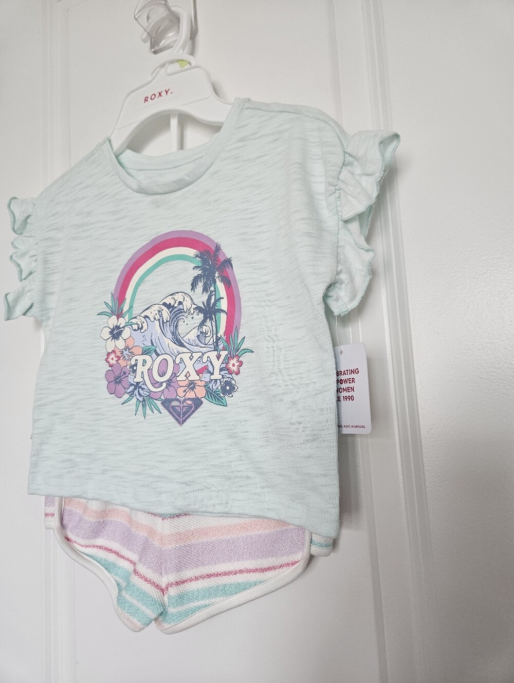 NWT Roxy Girls Ruffle Sleeve Graphic T-Shirt & Shorts Set Kids Size 4